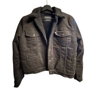 Levi's black denim trucker jacket with sherpa lining size L